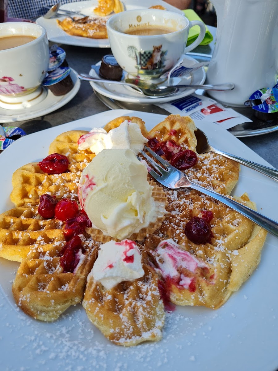 Eiscafé Cortina da Ornella Photo 10