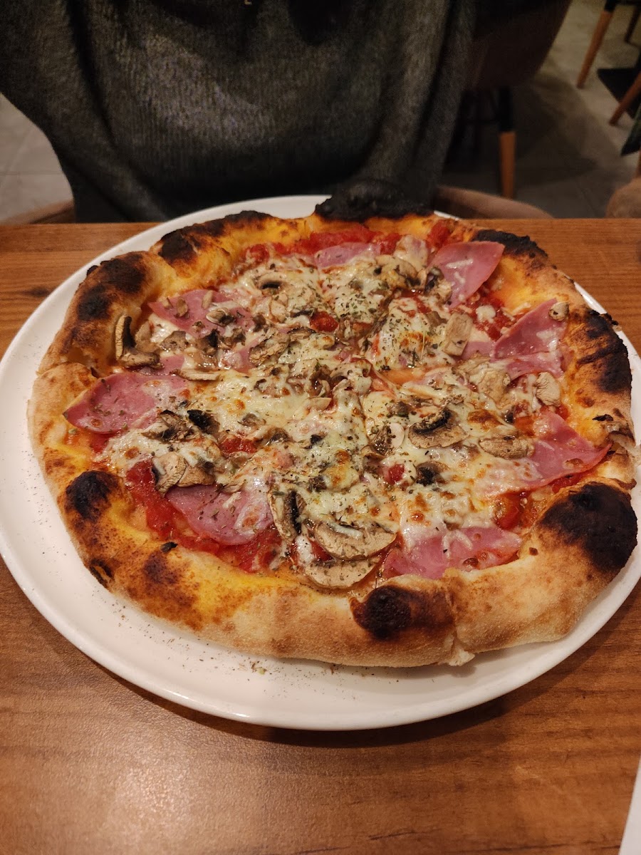 Ristorante Mamma Mia Photo 8
