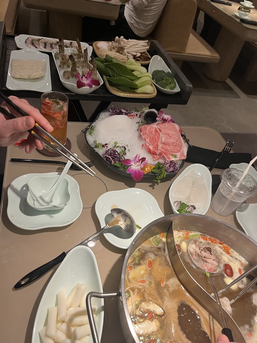 Little Sheep Hot Pot & Bar Photo 5