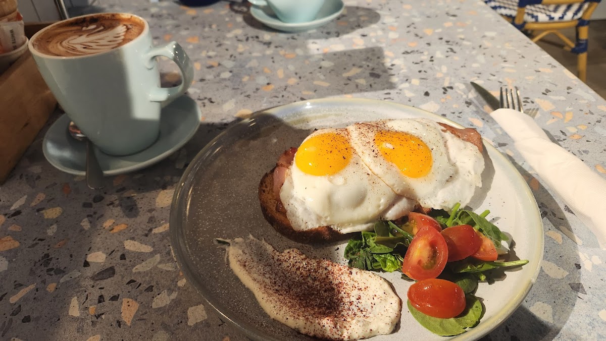 Durk's Cafe + Eatery Box Hill Photo 10