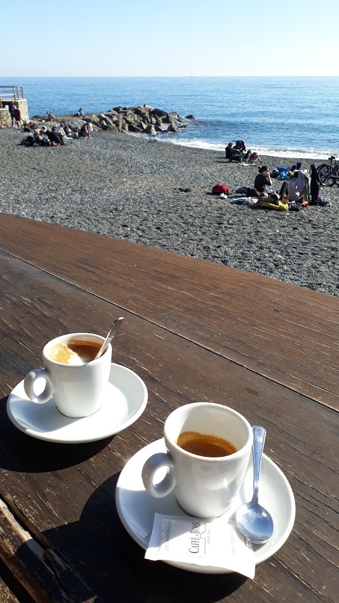 CHIRINGUITO BEACH COGOLETO Photo 7