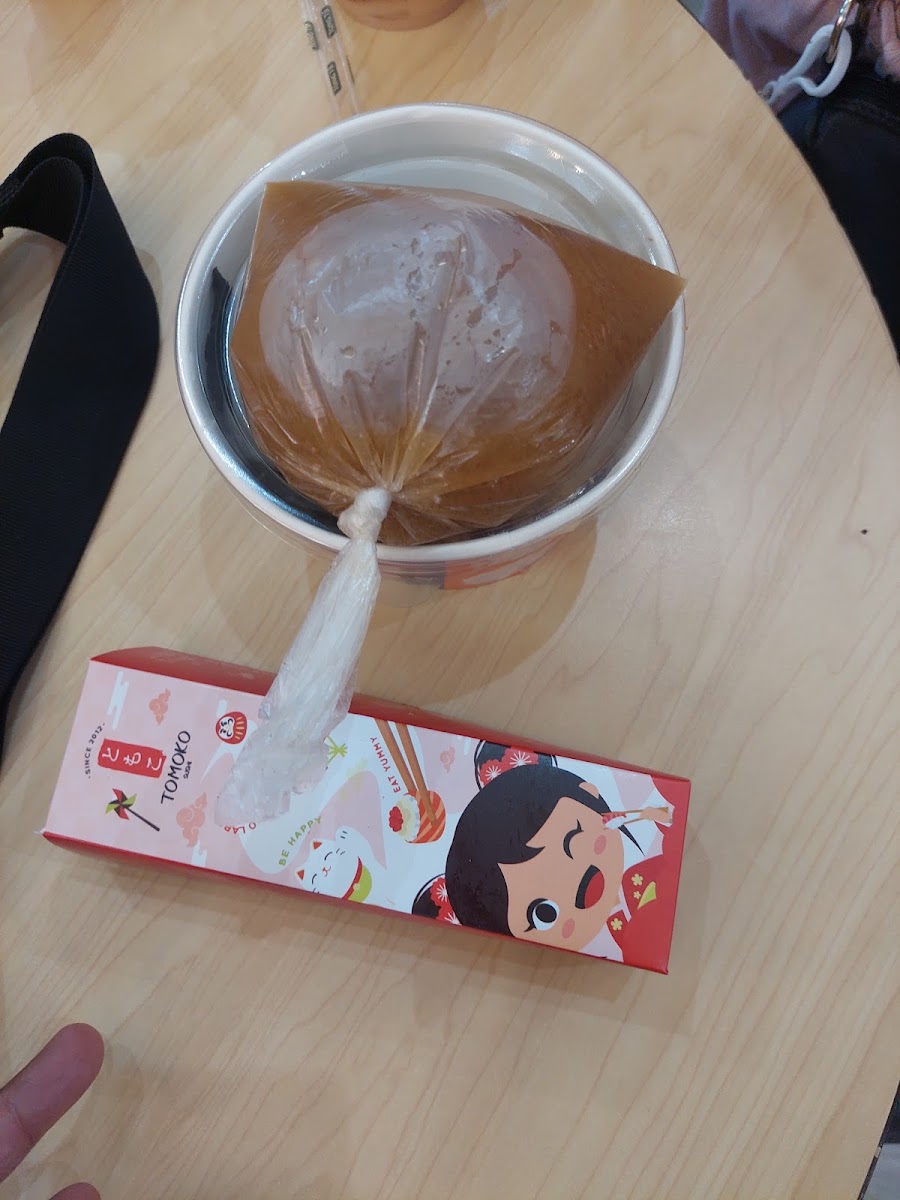 TOMOKO sushi DELTA plaza Photo 6