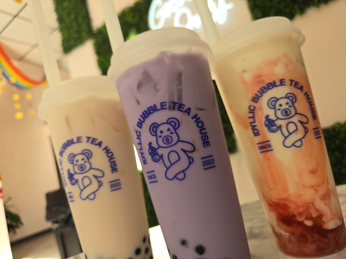 Idyllic Bubble Tea House Photo 3
