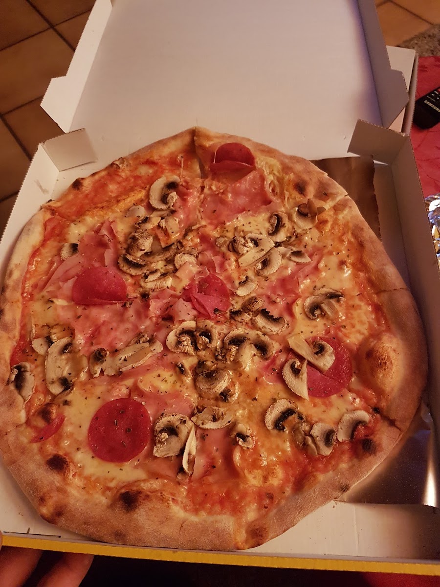 Ristorante Pizzeria Da Francesco Photo 9