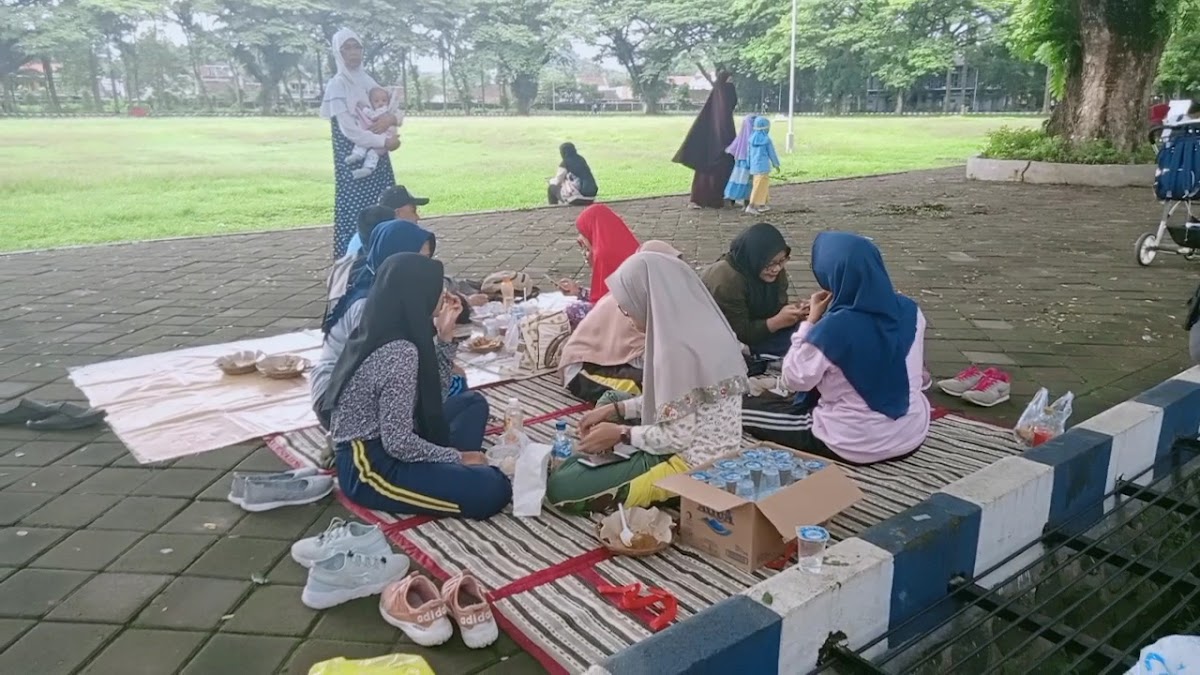 Siomay Bandung Cap Jempol Photo 2