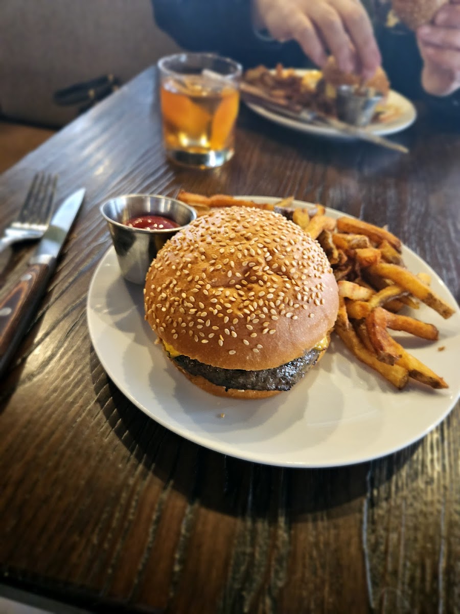 Black Sheep Bar and Provisions Photo 6
