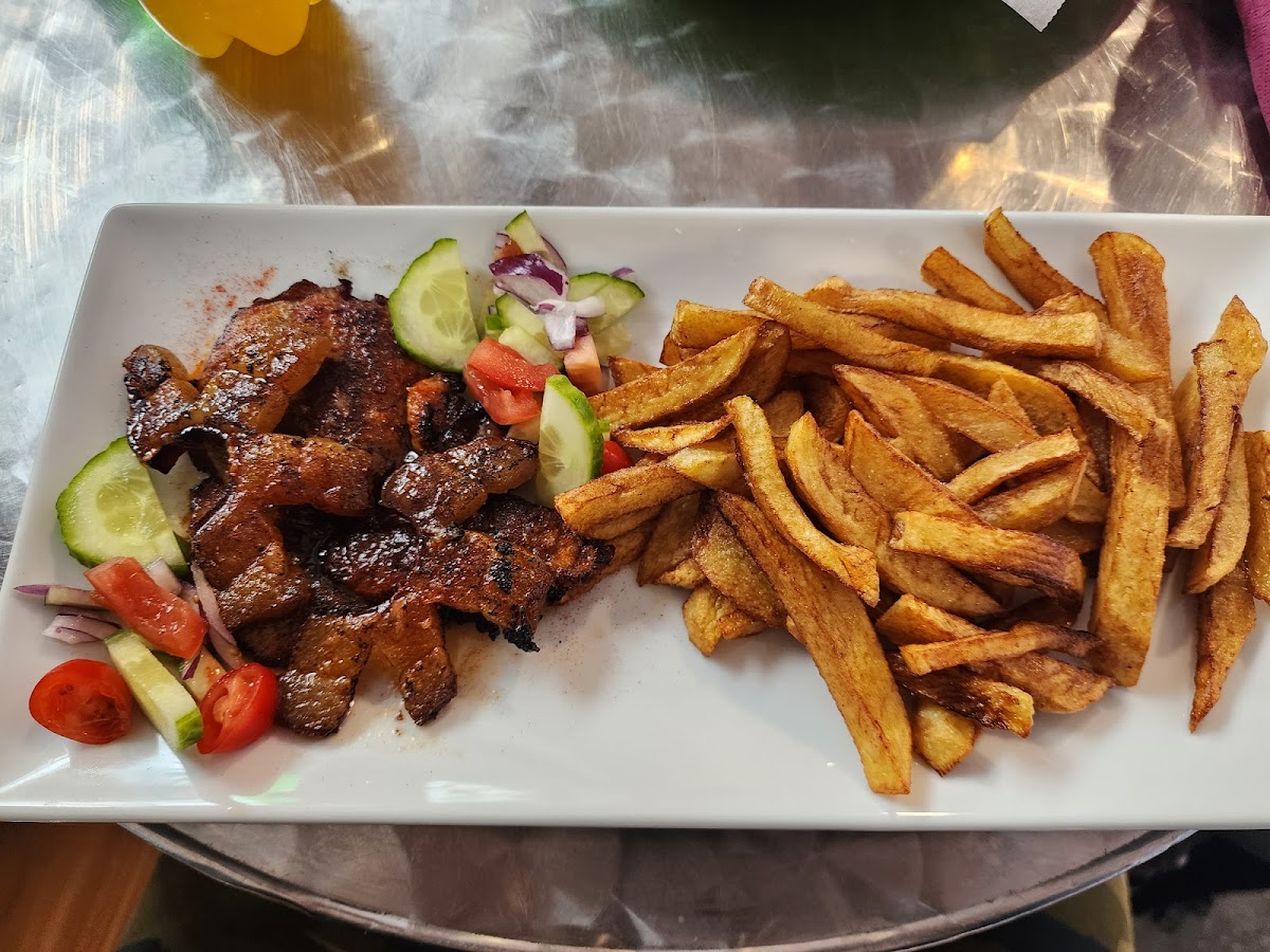 Laszlo’s Kitchen - Hungarian cuisine Photo 2