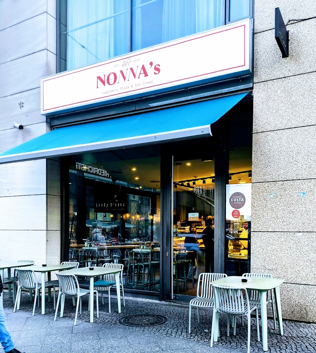 Nonna’s Legendary Pizza & Ice Cream