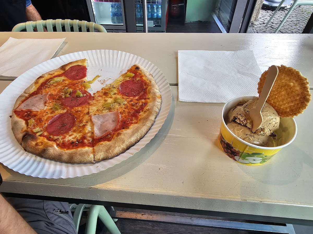 Nonna’s Legendary Pizza & Ice Cream Photo 5
