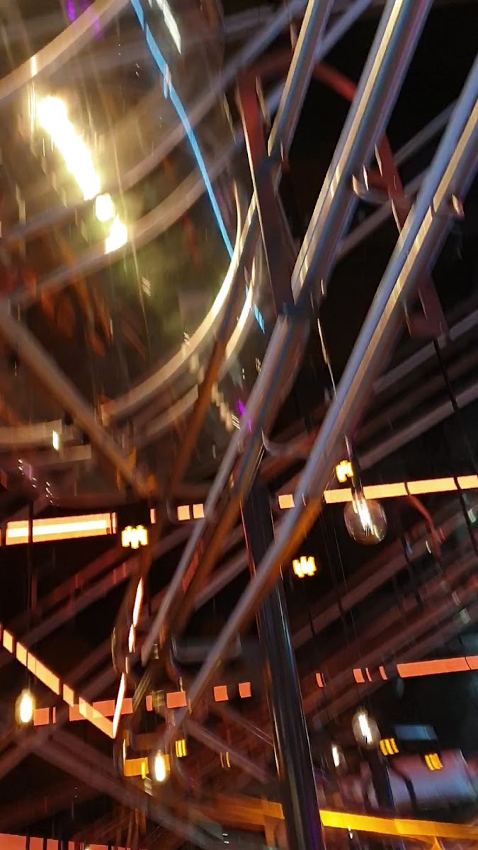Rollercoaster Restaurant Photo 2