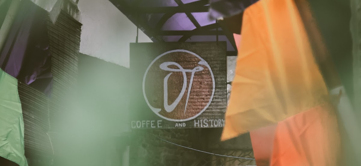 Delapan Tujuh Coffee & Gallery Photo 2