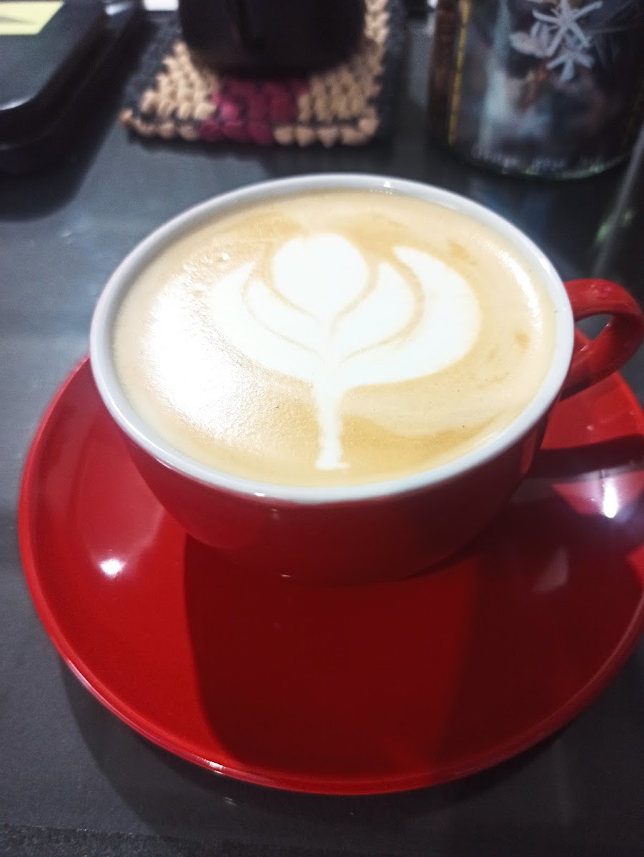Delapan Tujuh Coffee & Gallery Photo 5