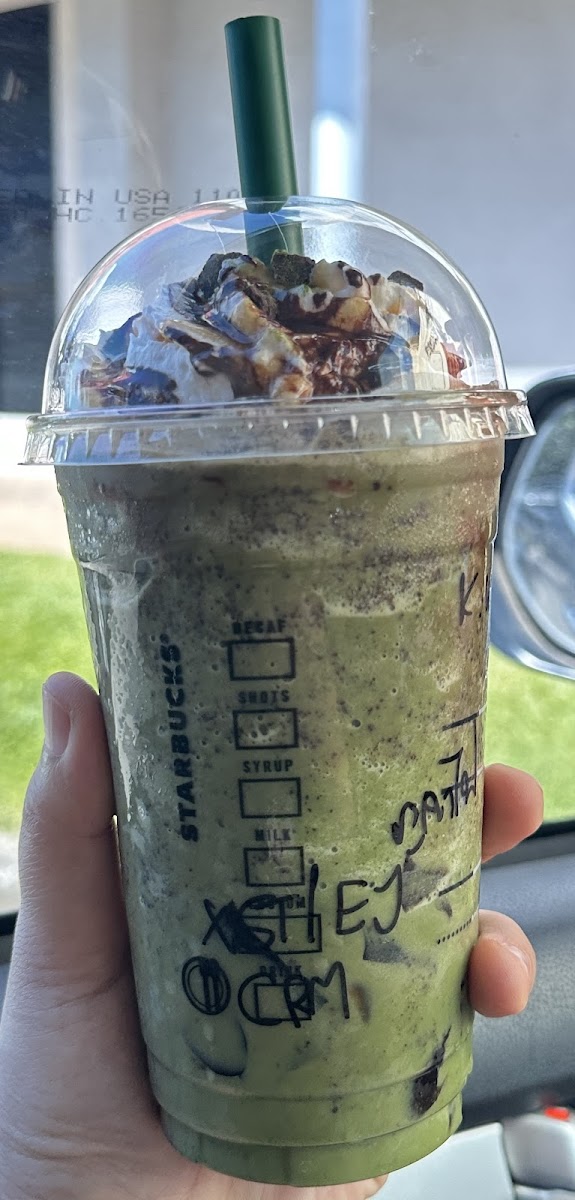 Starbucks Photo 4