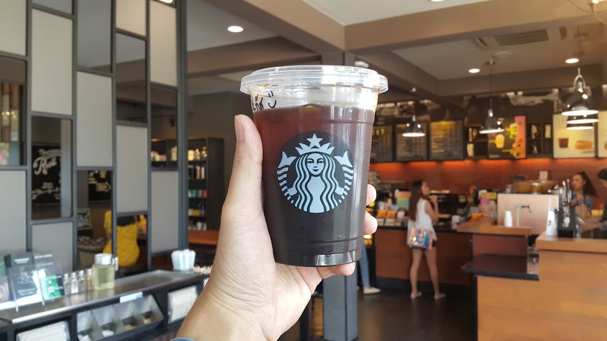 Starbucks Photo 6