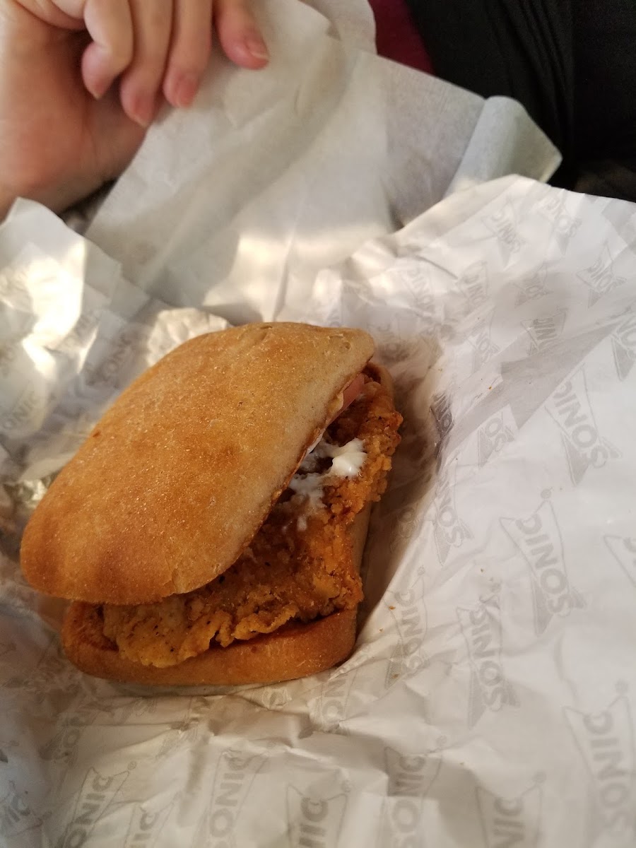Sonic Drive-In Photo 5