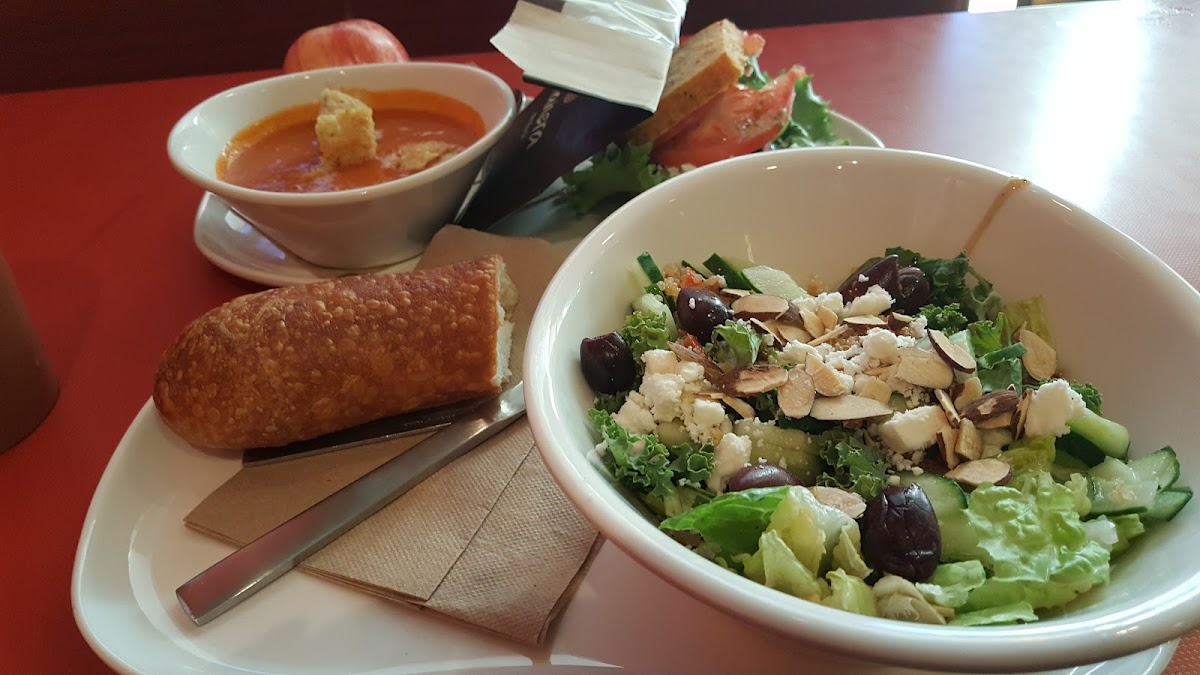 Panera Bread Photo 6