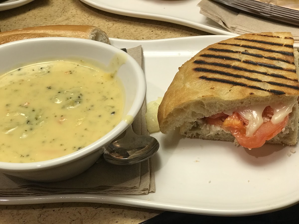 Panera Bread Photo 7