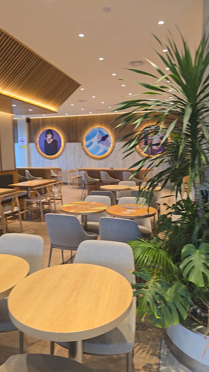 The Coffee Bean & Tea Leaf Photo 2