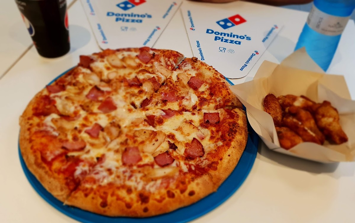 Domino's Pizza Photo 10
