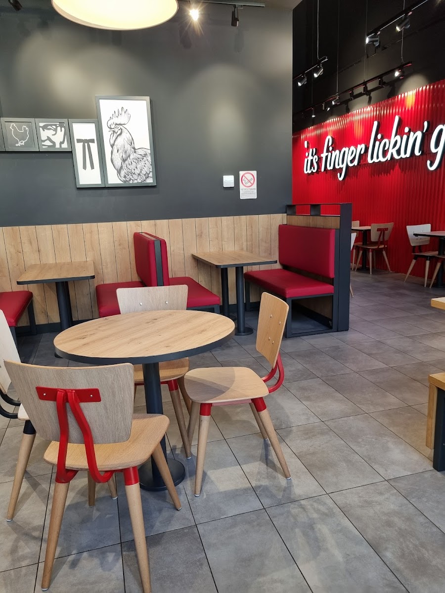 KFC Photo 7