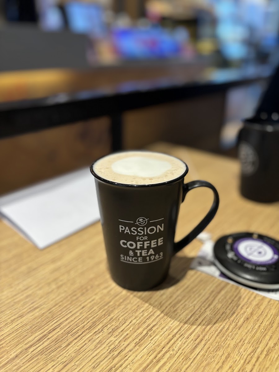 The Coffee Bean & Tea Leaf Photo 4