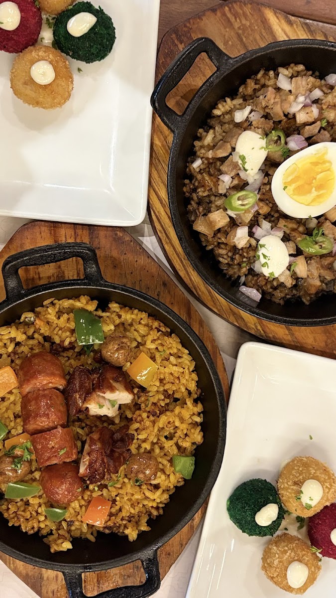Barcino - Uptown Parade Photo 4