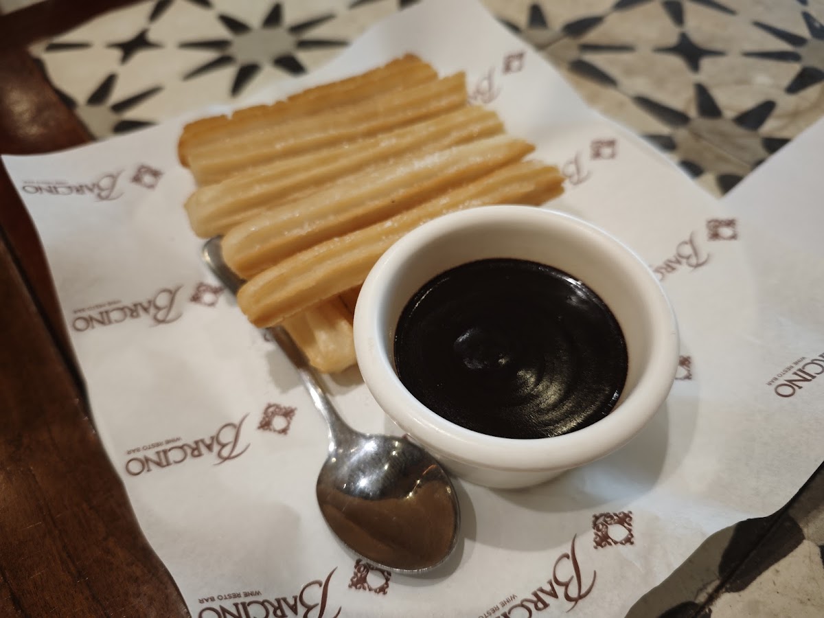 Barcino - Uptown Parade Photo 6