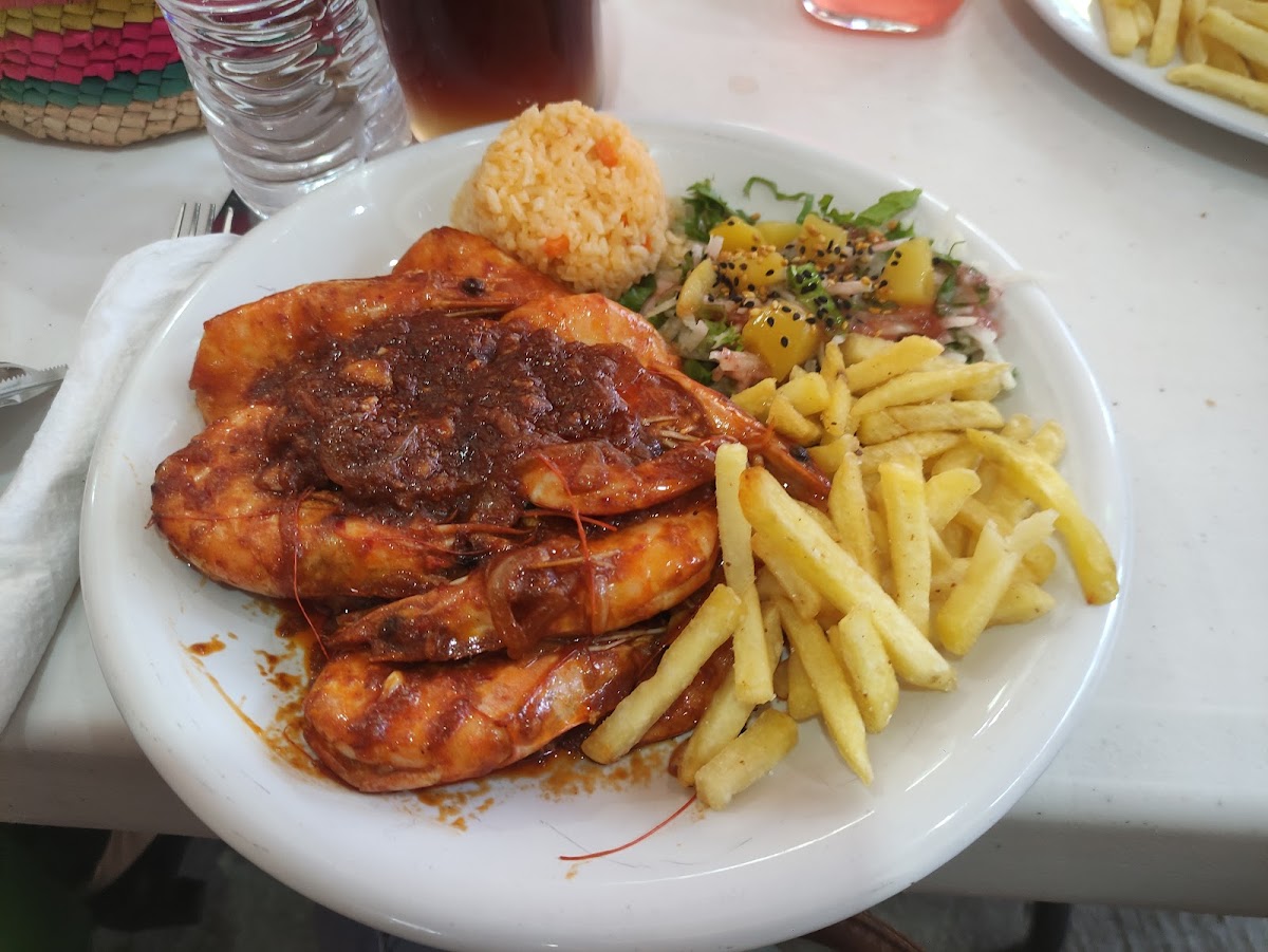 MARISCOS EMMANUEL Photo 4