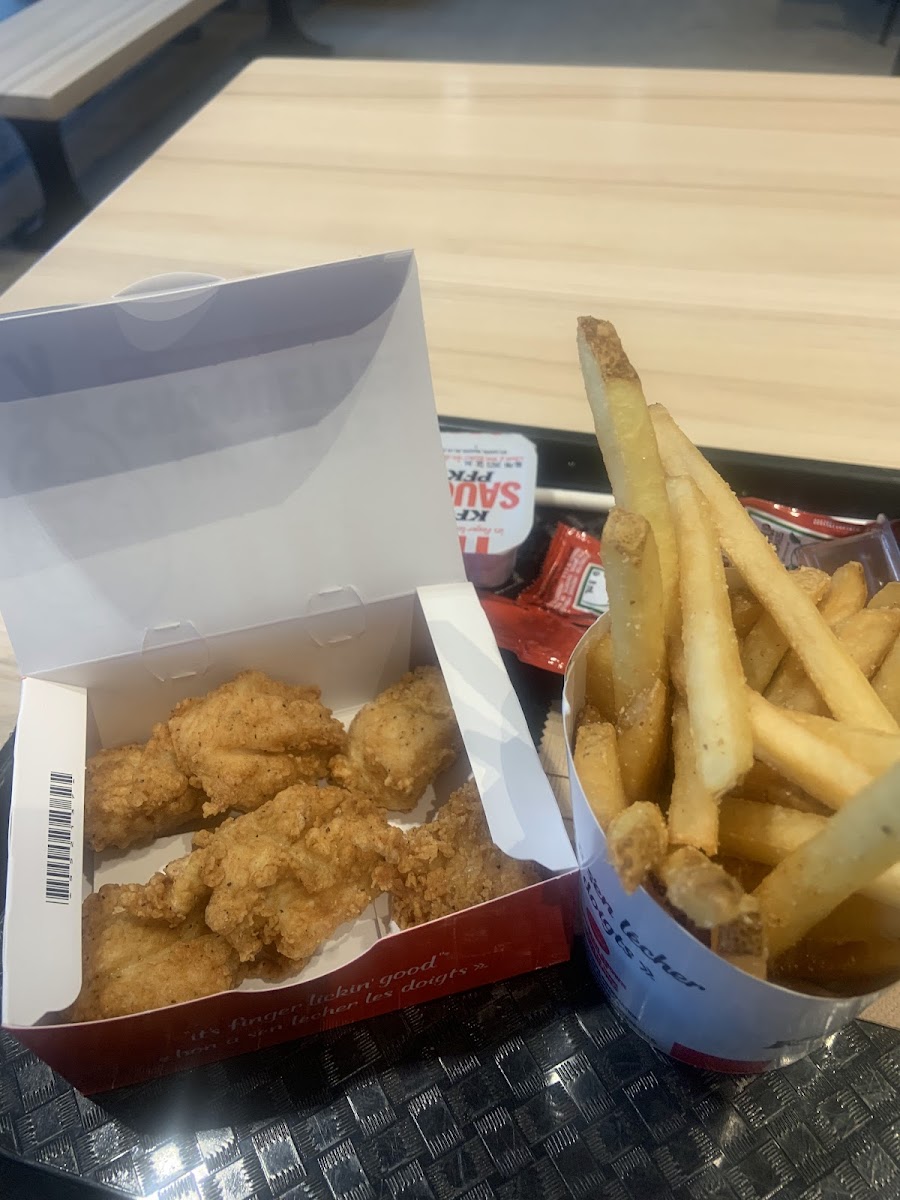 KFC Photo 9