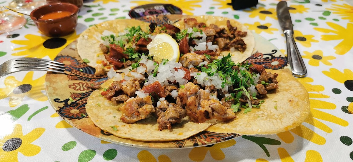 Los Mexicanos Photo 6