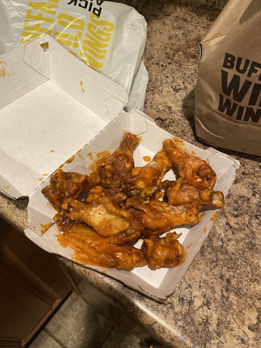 Buffalo Wild Wings Photo 6