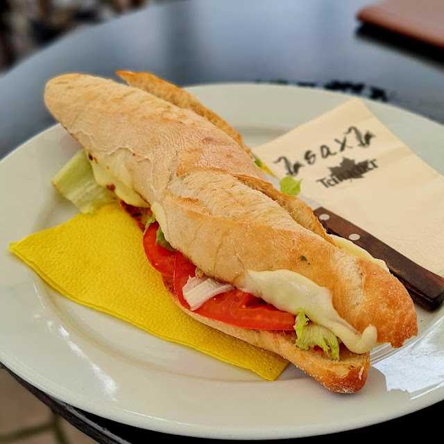 Tomaten Mozzarella Baguette