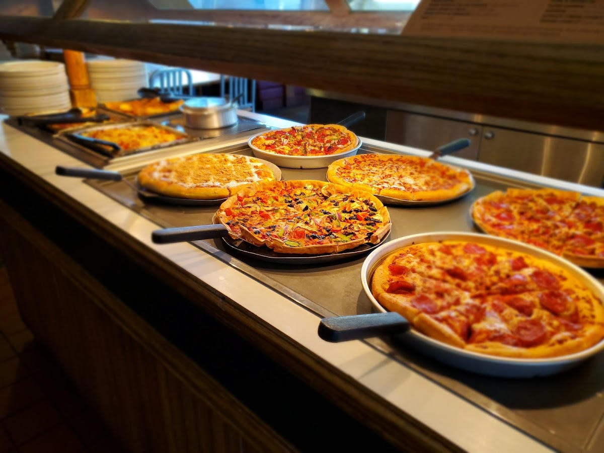 Pizza Hut Photo 8
