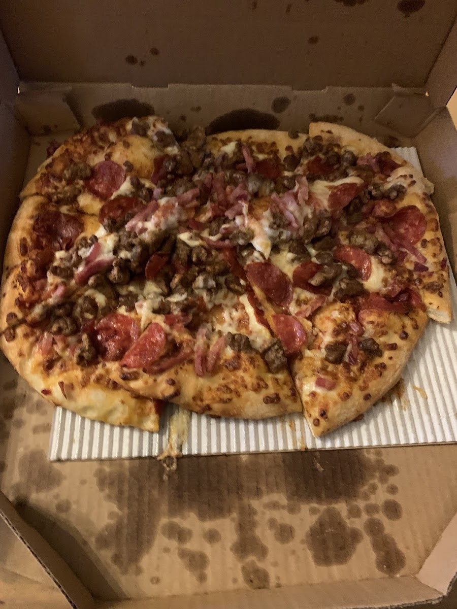 Pizza Hut Photo 5