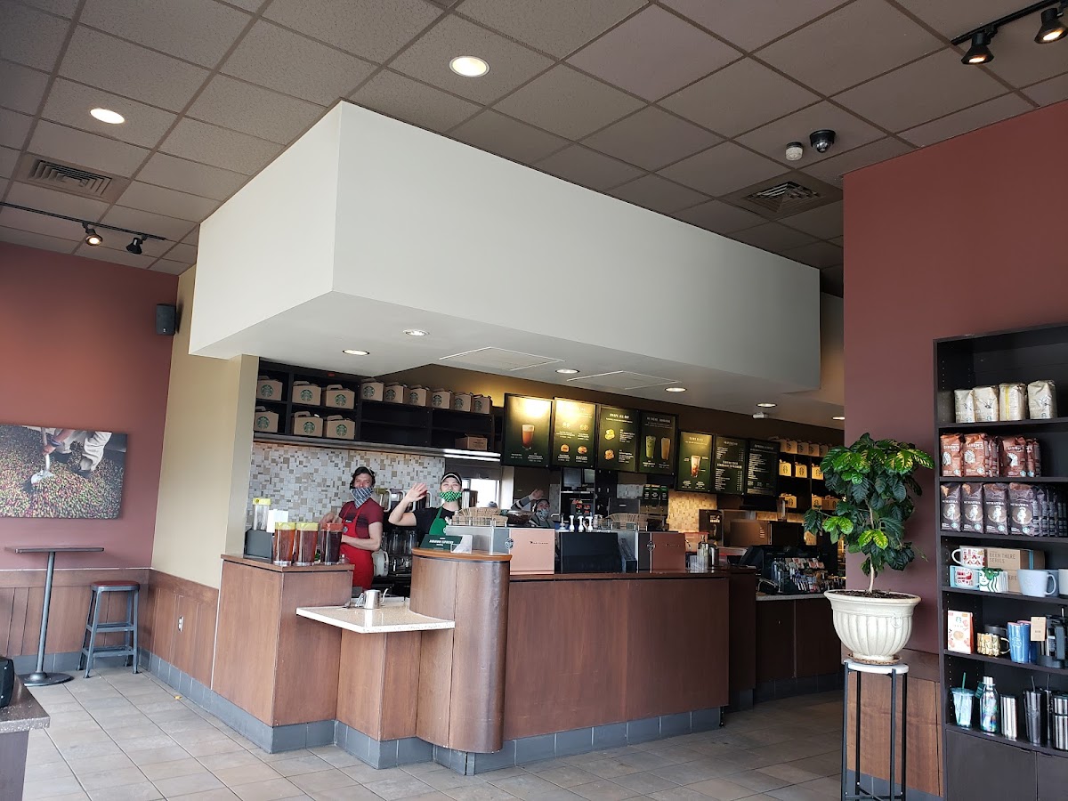Starbucks Photo 3