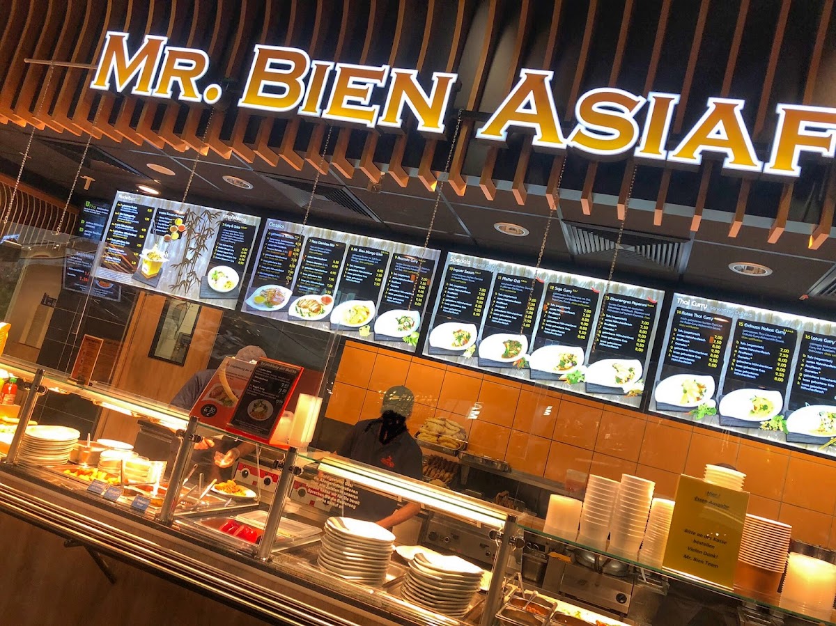 Mr. Bien Asiafood Photo 3