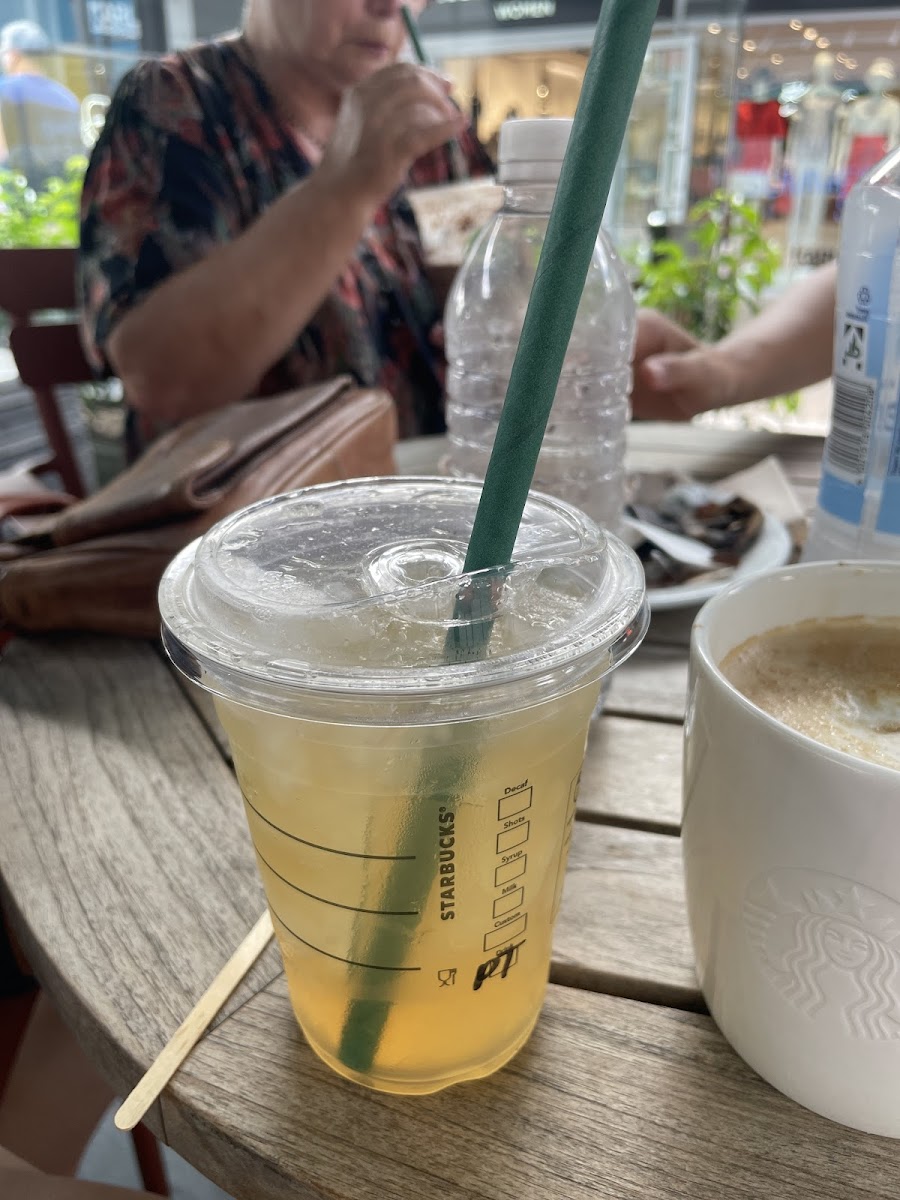 Starbucks Photo 10