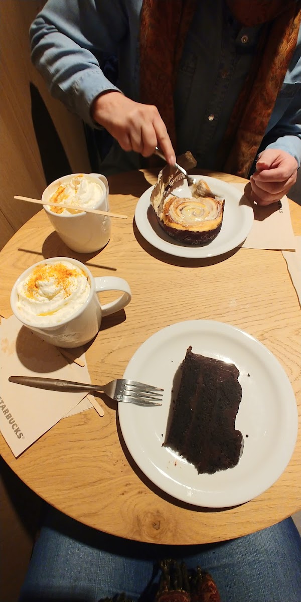 Starbucks Photo 9