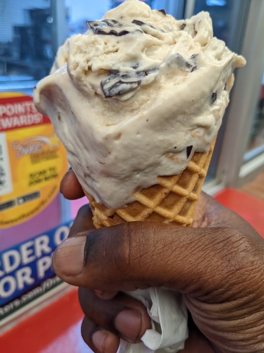 Bruster's Real Ice Cream Photo 5