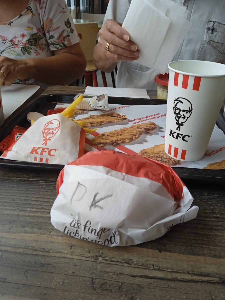 KFC Photo 9