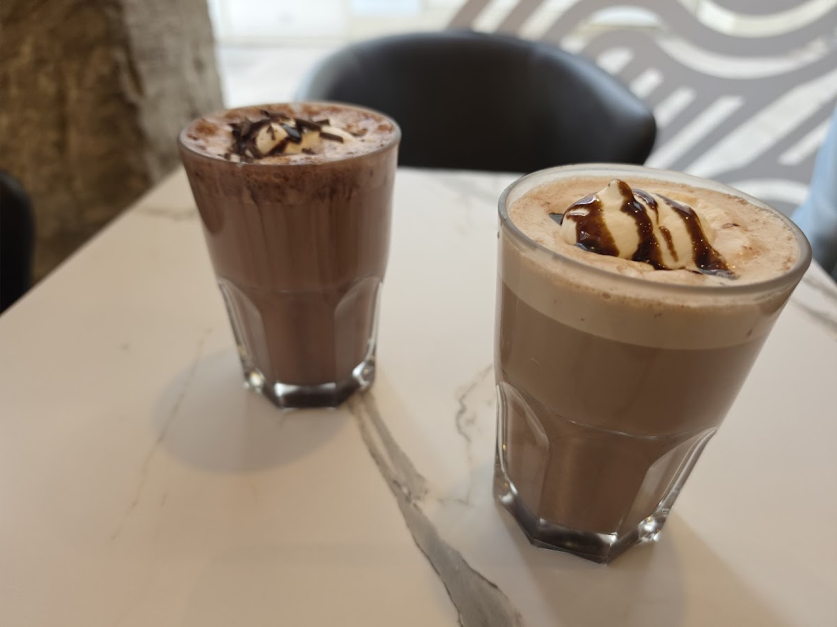 French Coffee Shop Photo 4
