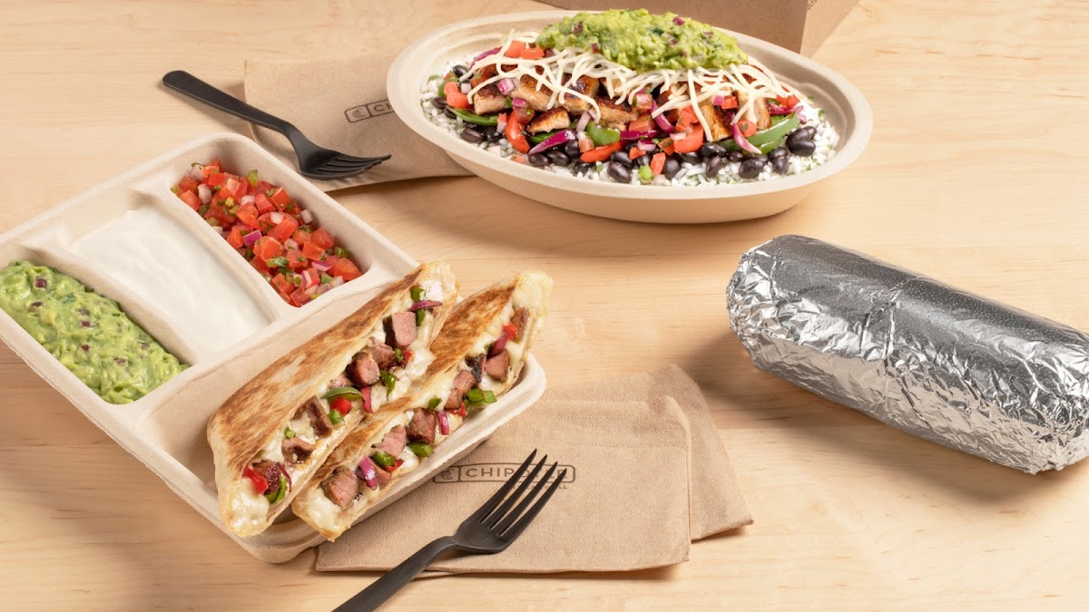 Chipotle Mexican Grill Photo 4
