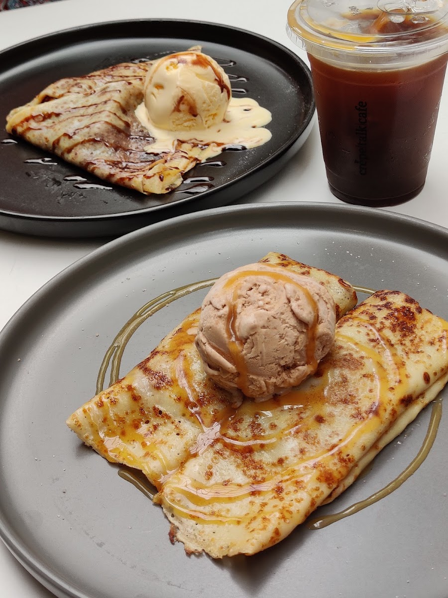 Crepe Talk Cafe Photo 10