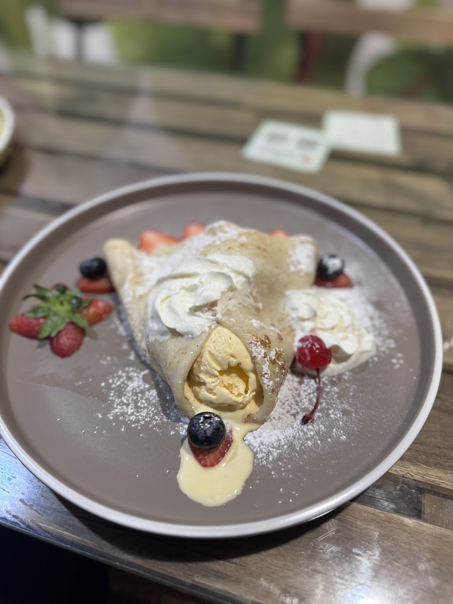 Crepe Talk Cafe Photo 9
