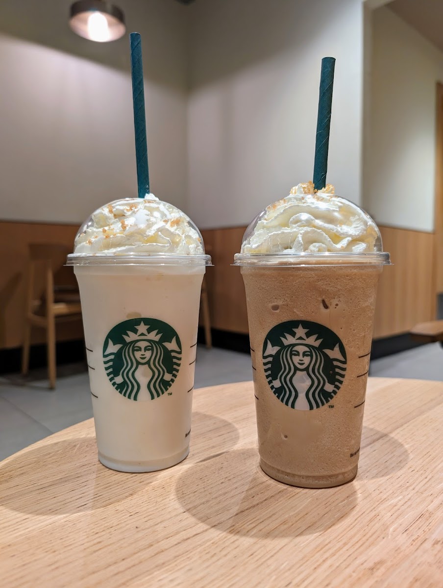Starbucks Coffee Photo 3