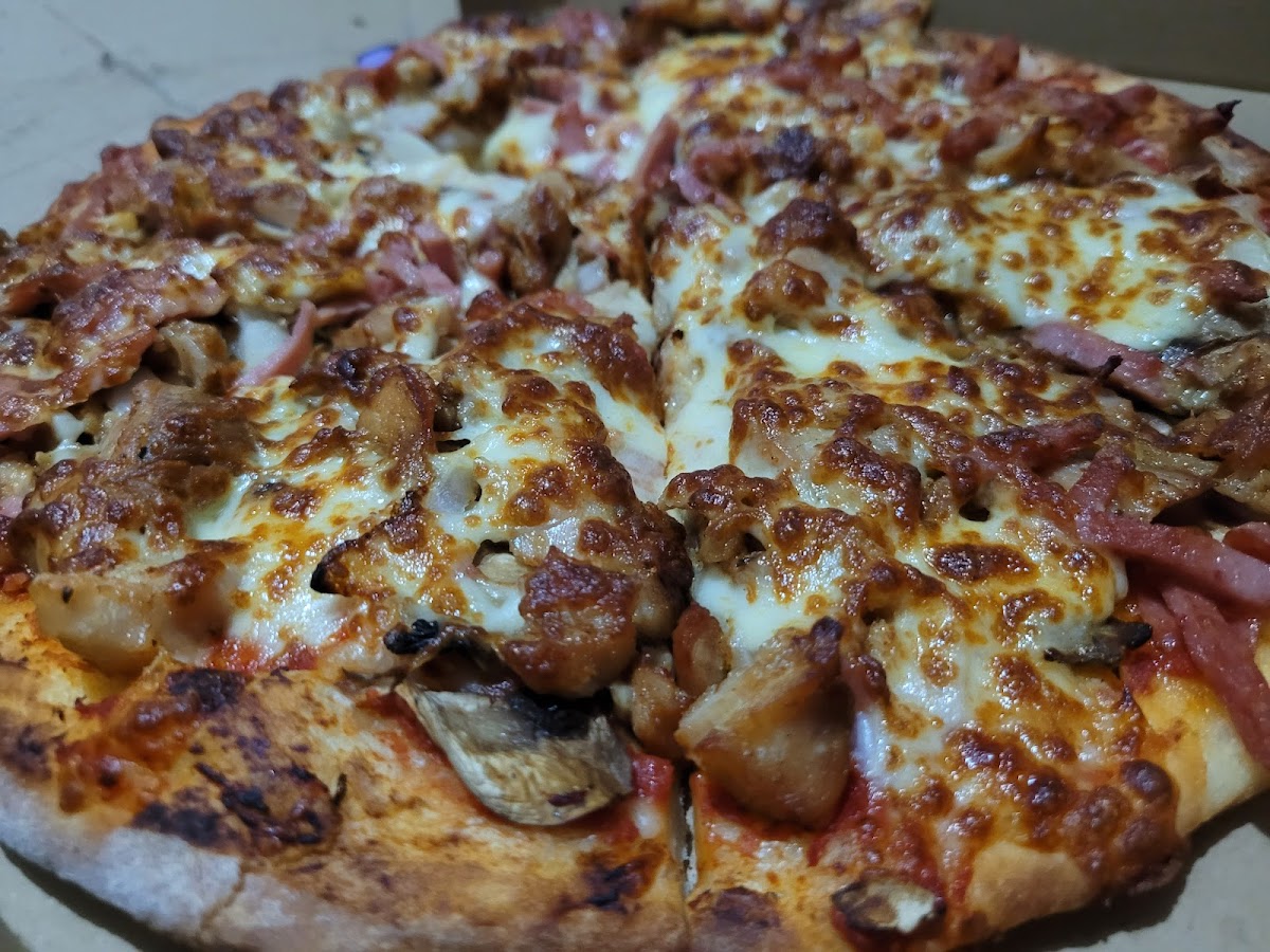 OZ Pizza & Kebabs Ermington Photo 3