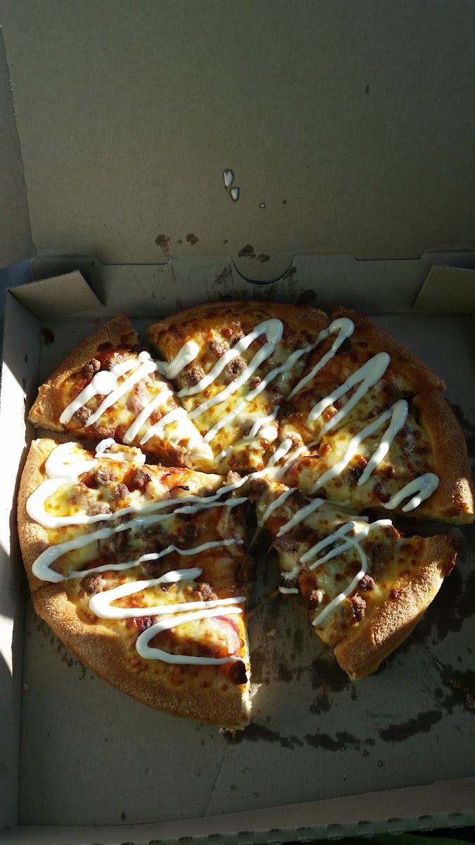 Pizza Hut Photo 5