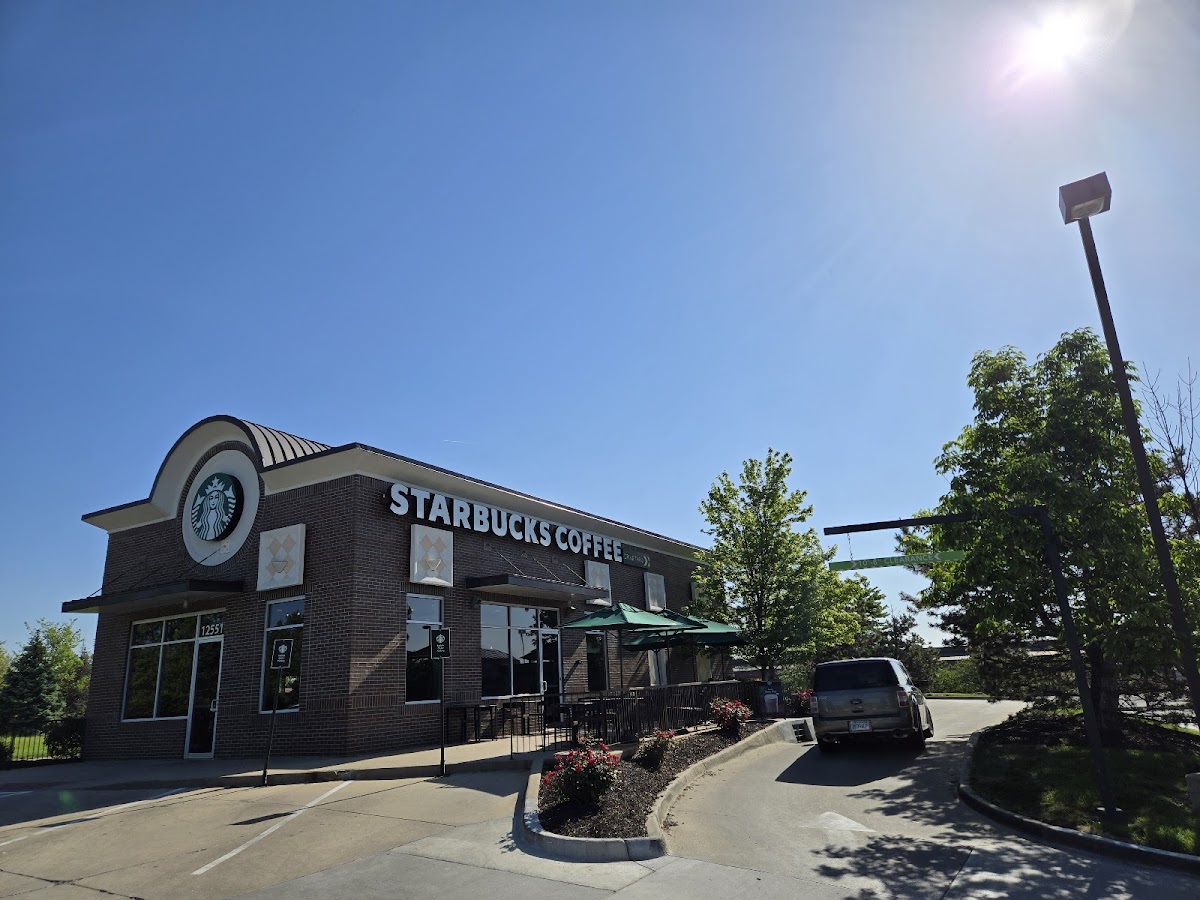 Starbucks Photo 4