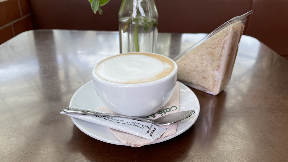 Café Amazon Photo 8
