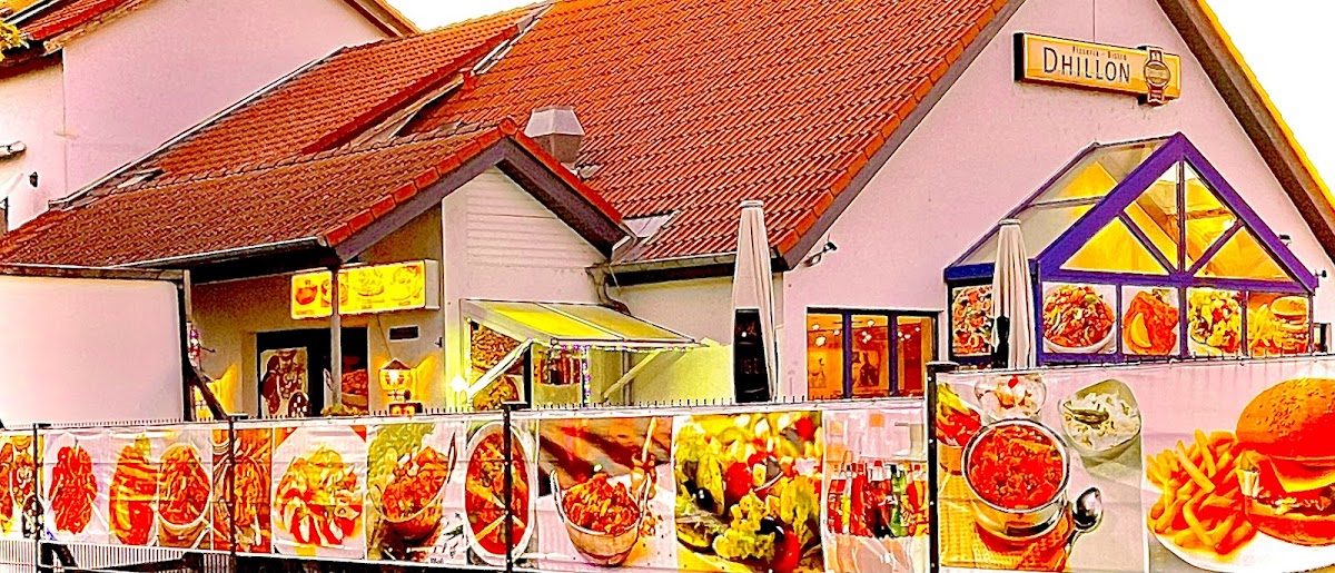 Restaurant Pizzeria Dhillon Photo 3